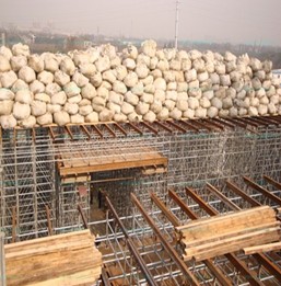 搭拆方便安quan可靠，碗扣式钢管脚手架有诀窍