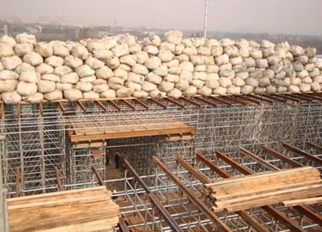 碗扣式钢管脚手架●紧紧相连★牛郎你知道吗？