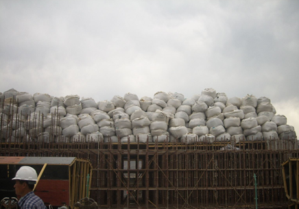 【高架桥脚手架】的保养需要重视