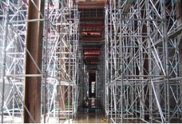 新型建筑设备地铁脚手架