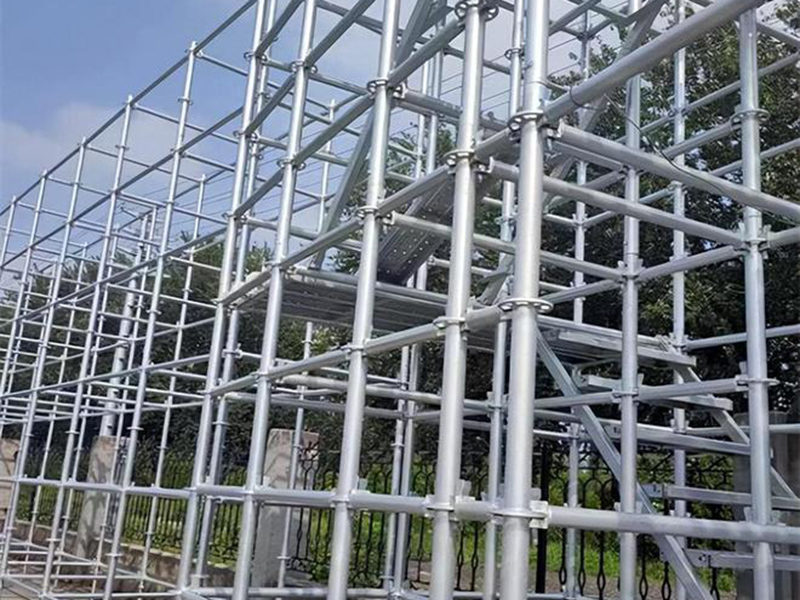 盘扣式脚手架操作架工程中的作用